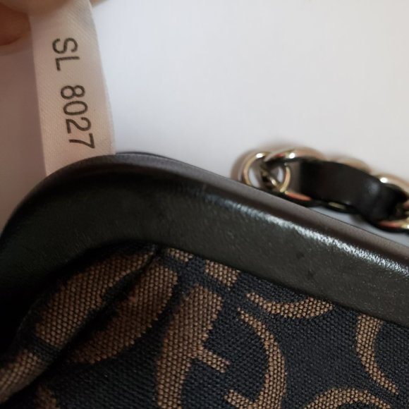 Fossil Initial Handbag with Kiss Lock and Leather Chain Strap - Picture 9 of 11